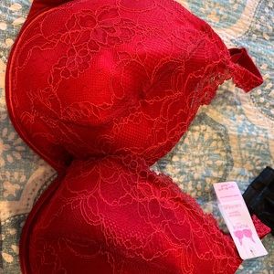 Cacique 40DDD red lace plunge bra